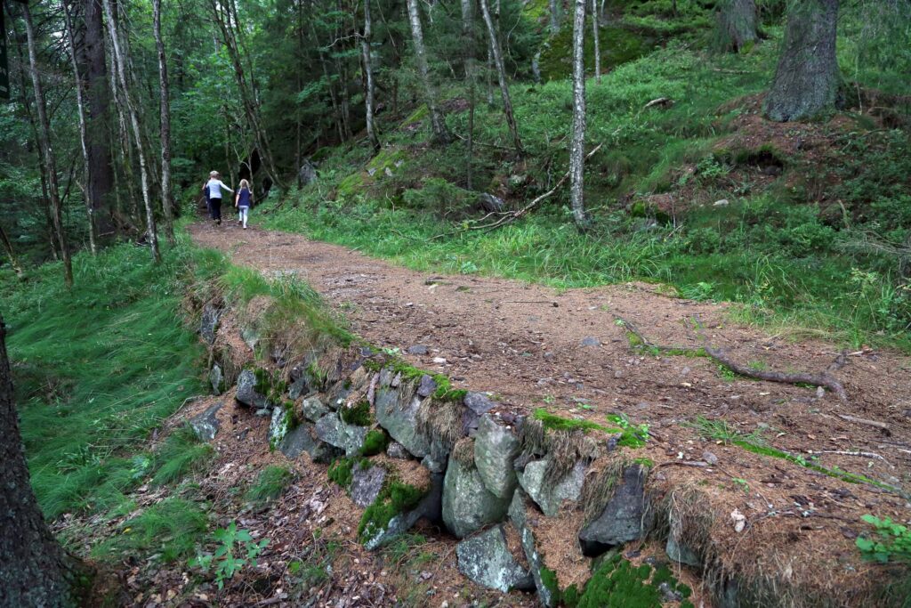 Hesteveien ved Hansakollen, et imponerende stykke arbeid.