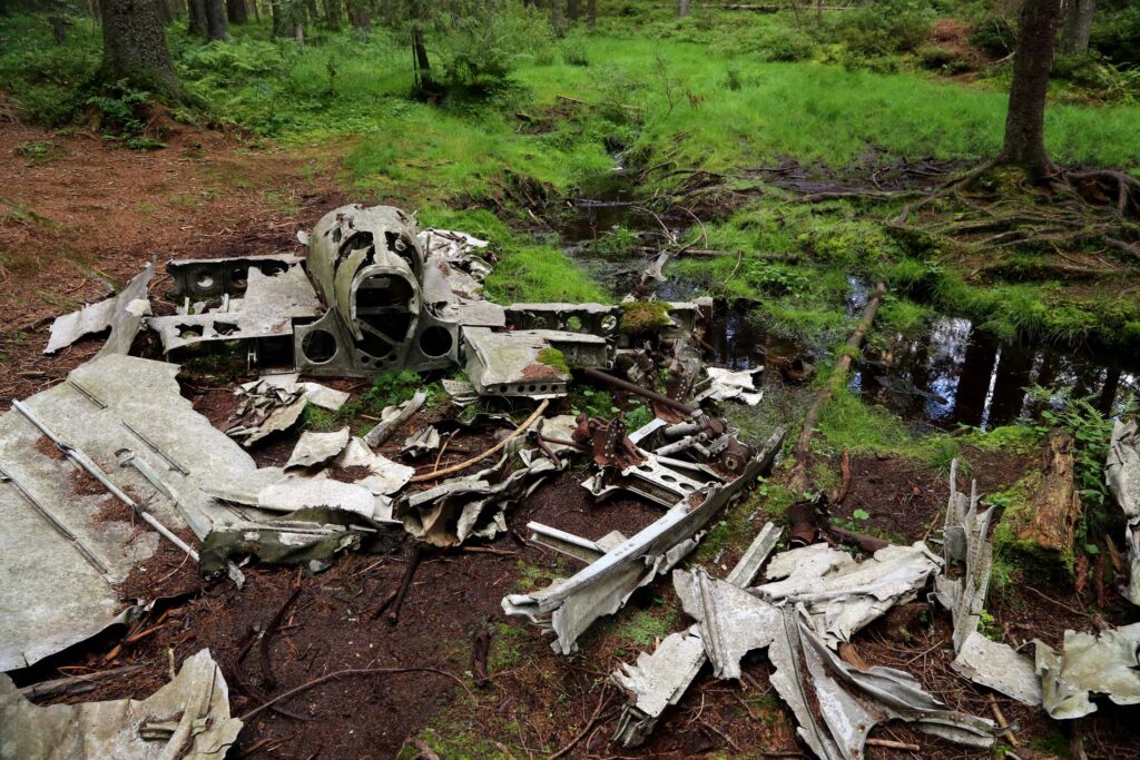 Restene av et tysk bombefly, ved Hansakollen i Maridalen i Nordmarka.