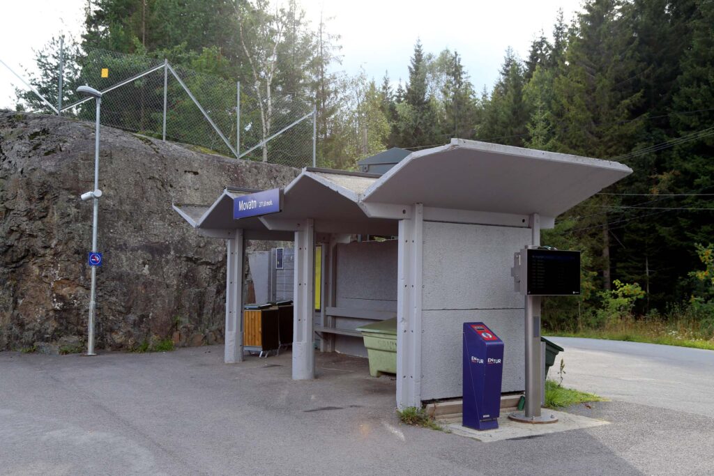 Starten på turen er Movatn stasjon på Gjøvikbanen.