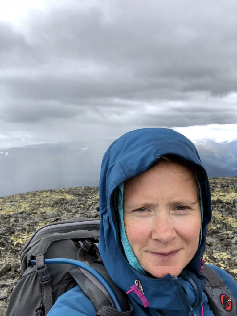 Fra sommerklær til regnvær.