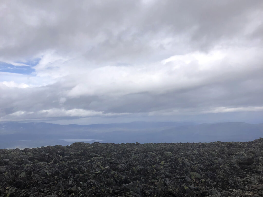 Antydning til lettere vær.