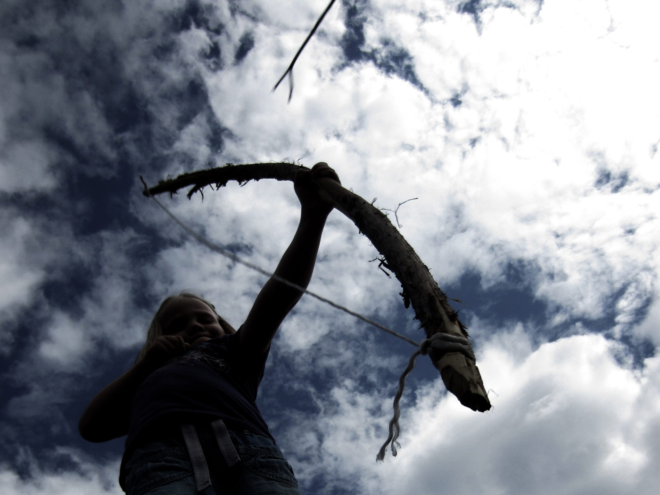 Lag en bue med piler.