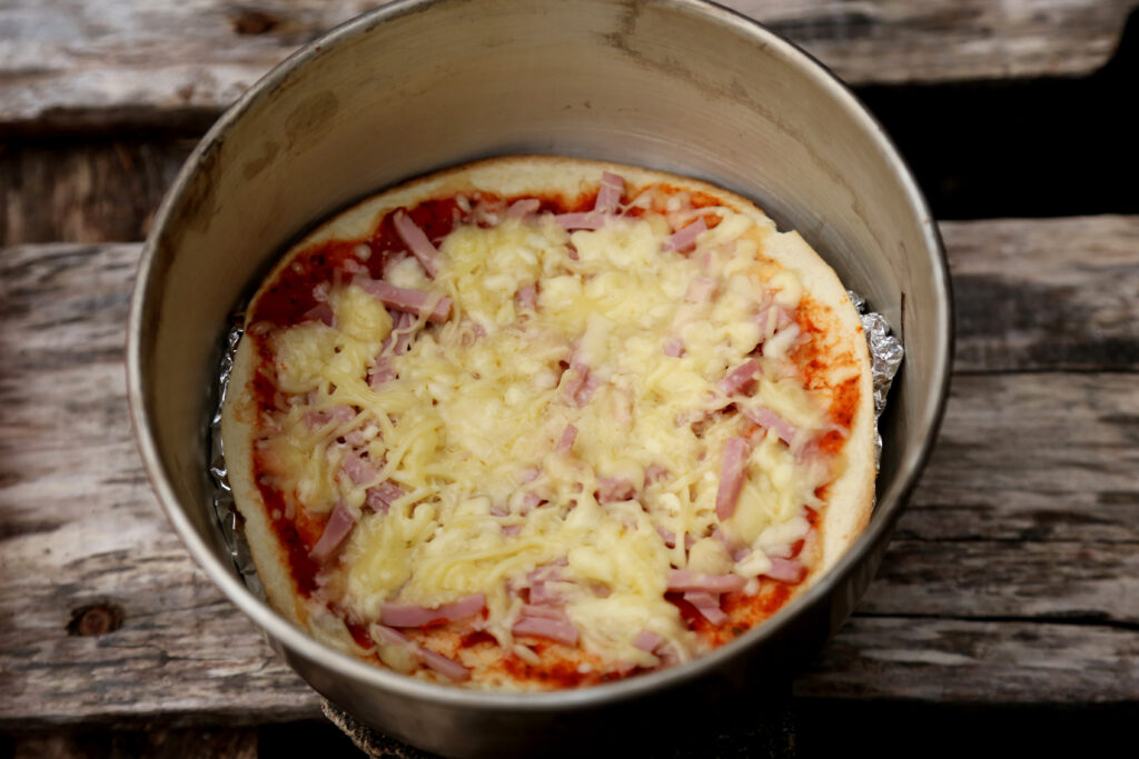 Slik lager du pizza på tur