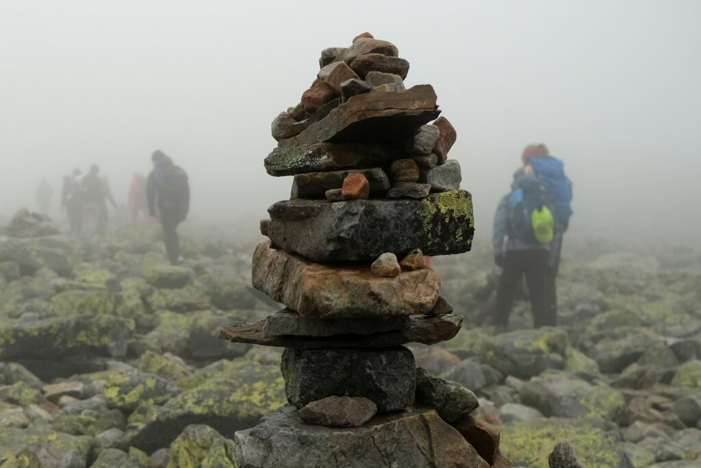 Gaustatoppen i skiftende vær