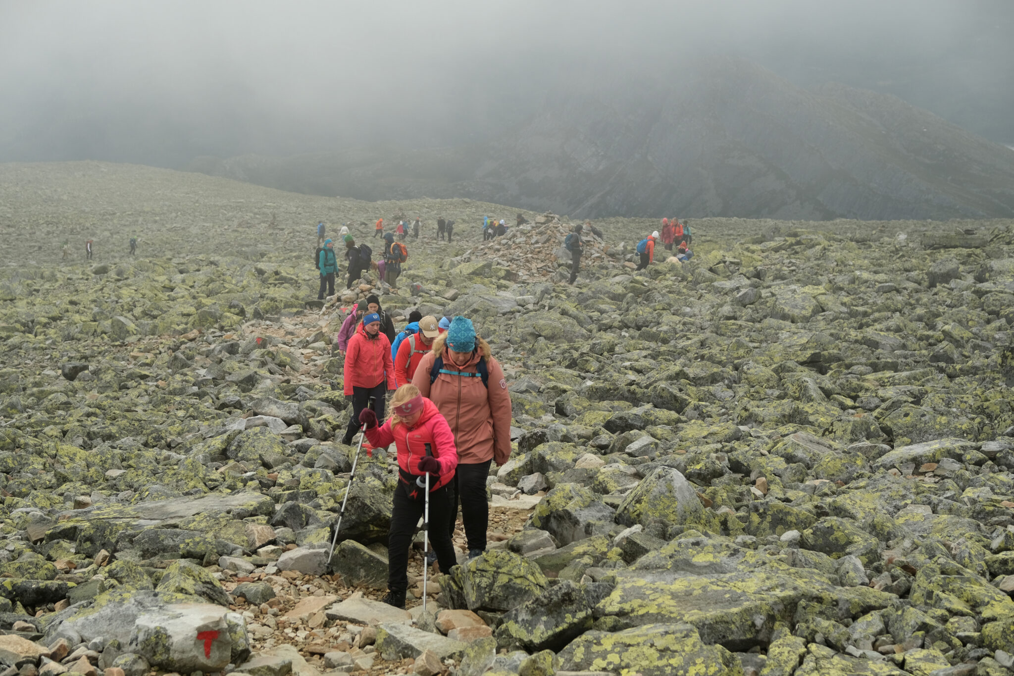 Gaustatoppen i skiftende vær